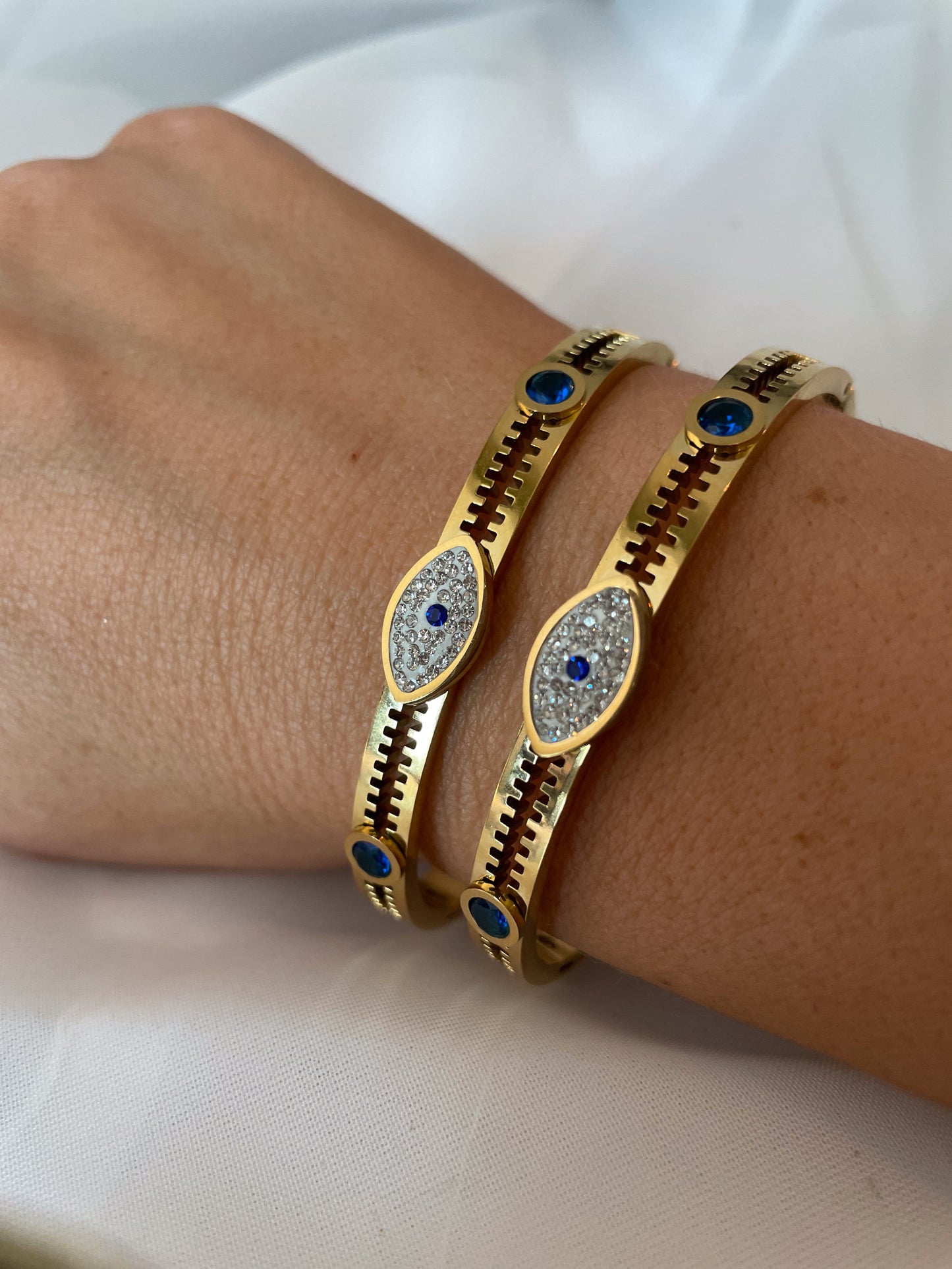 AZUL || Deep Blue Diamond Evil Eye Bangle